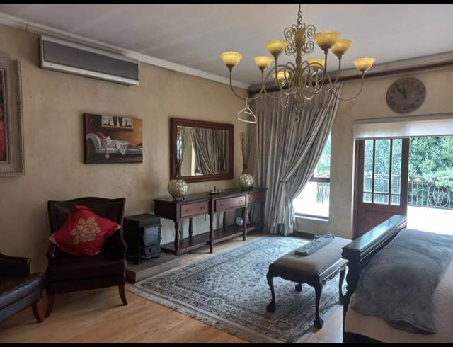 4 BEDROOM HOUSE FOR SALE IN BEYERS PARK